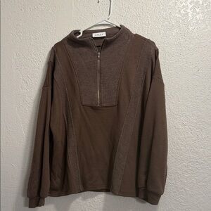 Gilli Women's Brown Zip-Up Top